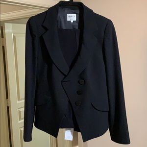 Women’s Armani 2 piece suit